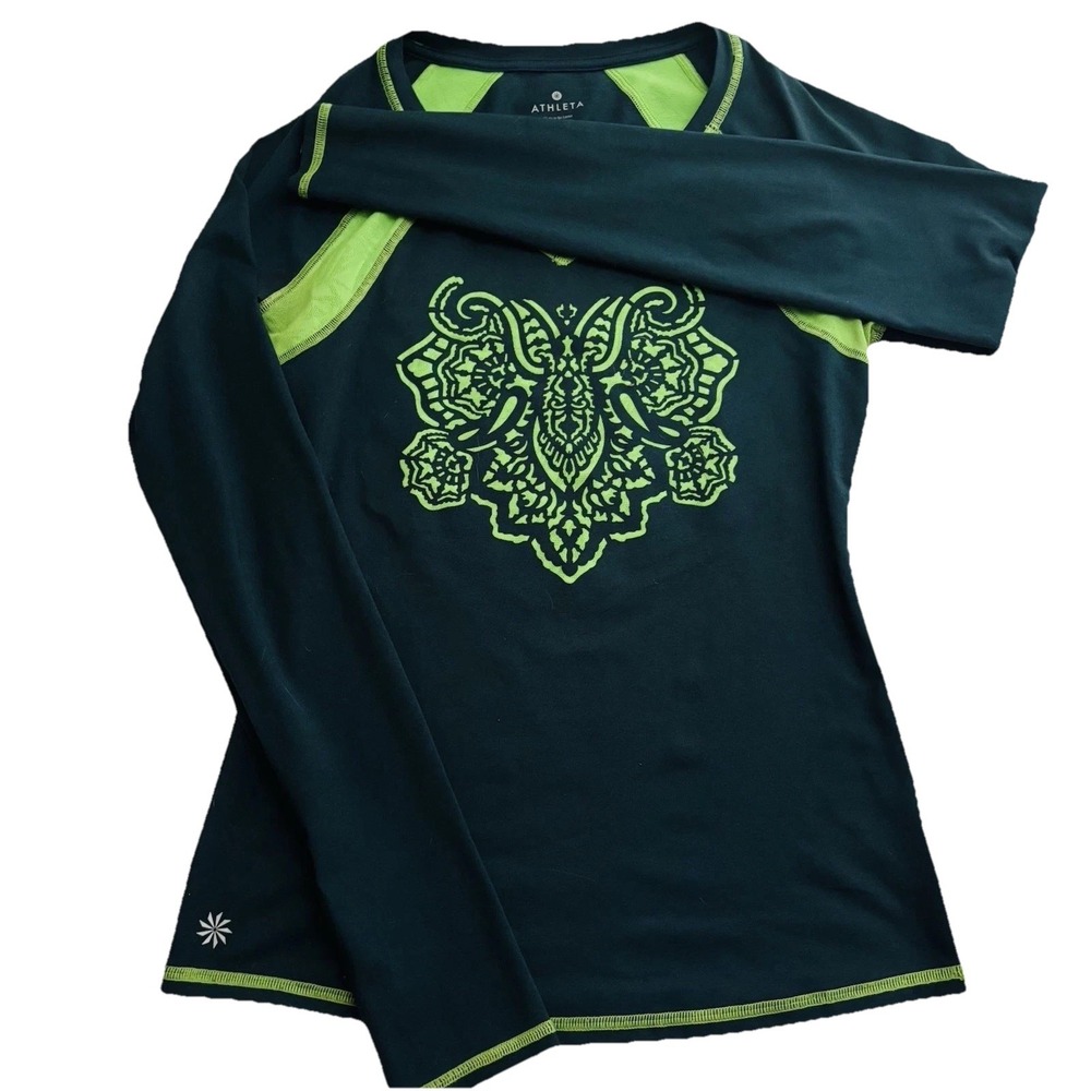 Athleta Womens XS Long Sleeve Performance Top Teal Neon Green Elephant Mandala